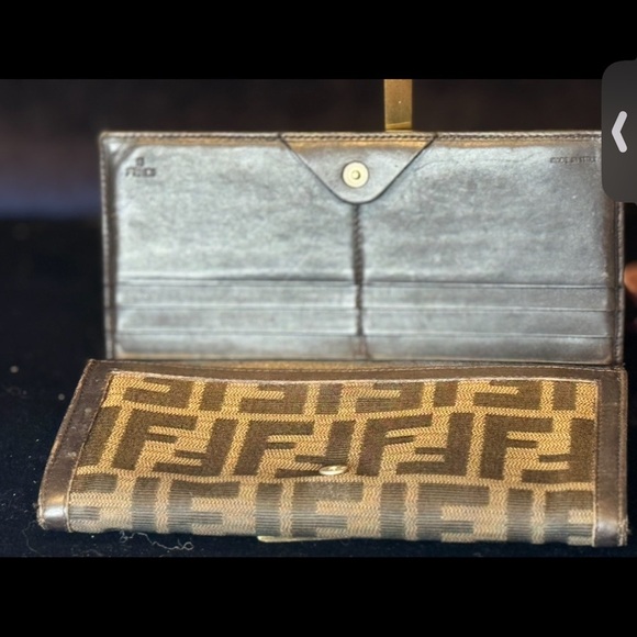 FENDI Brown Mono Canvas Leather Wallet in Authentic Good Used Condition. - Picture 9 of 17
